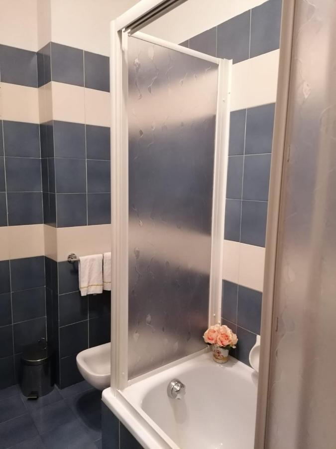 Le Residenze Del Giglio Hotel Каляри Екстериор снимка